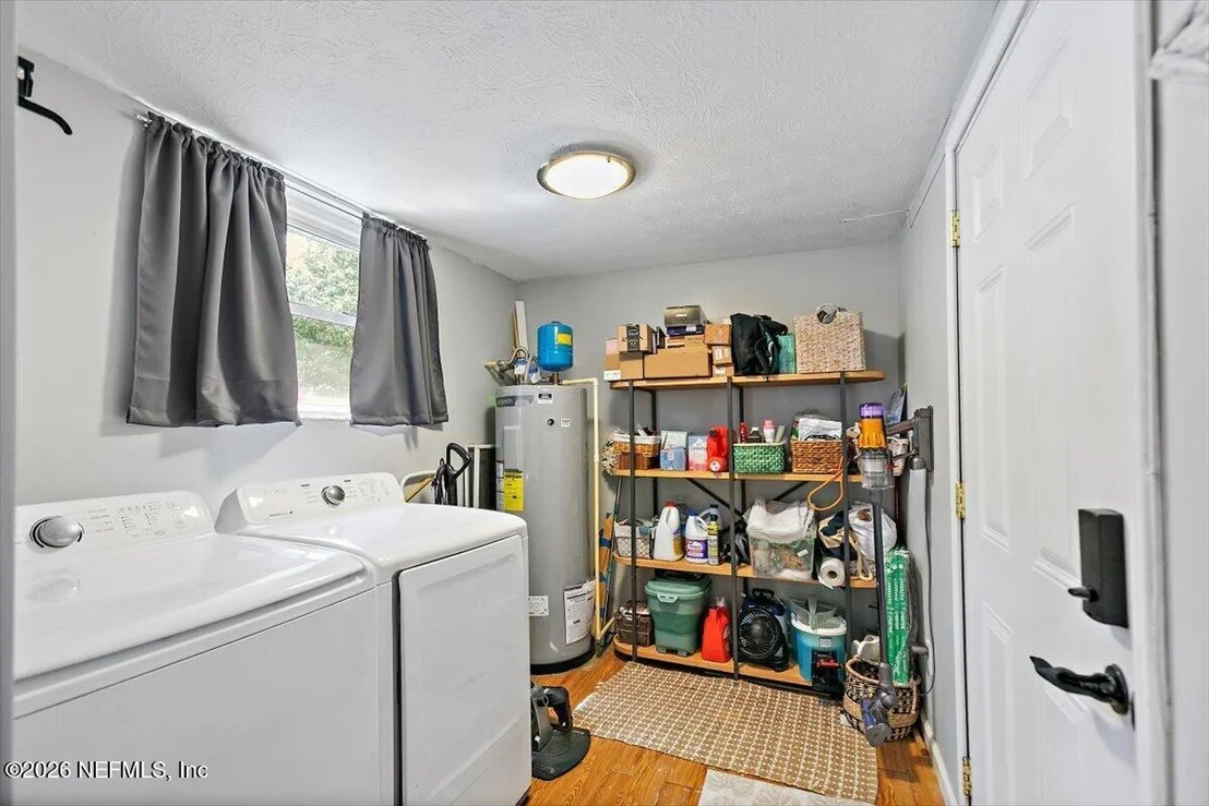 Photo of 5698 WEBER Lane