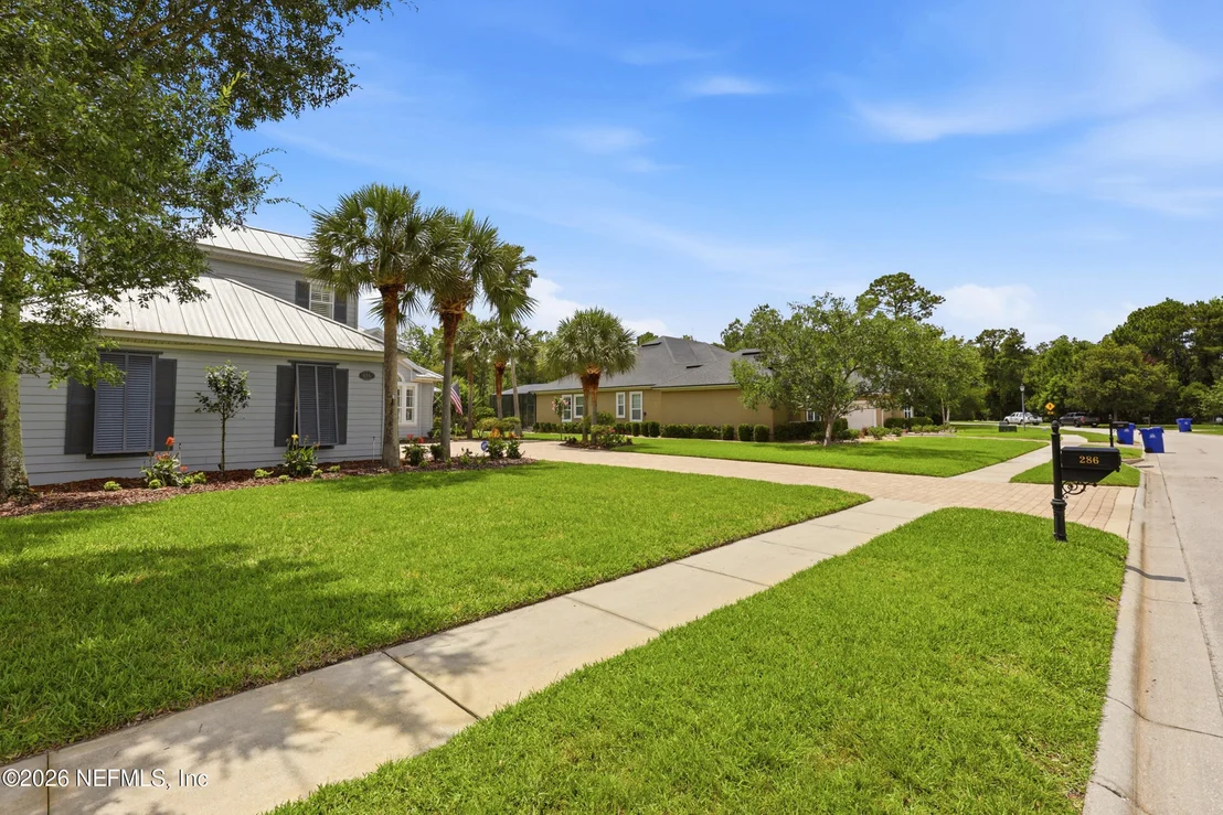 Photo of 286 VALE Drive