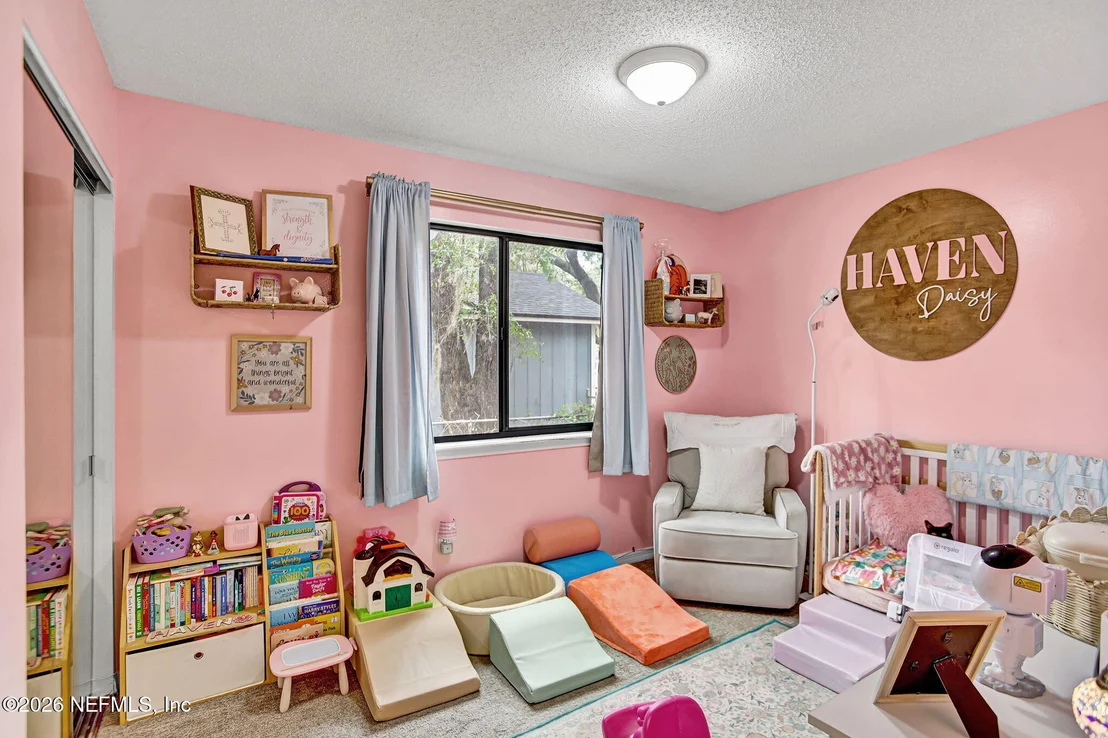 Photo of 12977 BEAUBIEN Road