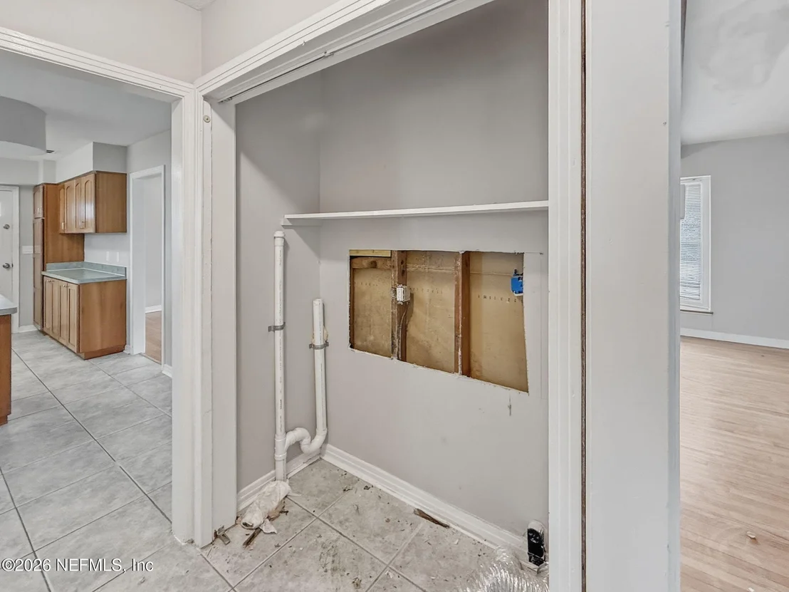 Photo of 477 DEL MONTE Drive