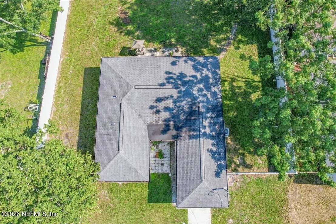 Photo of 8439 COLLINS Road