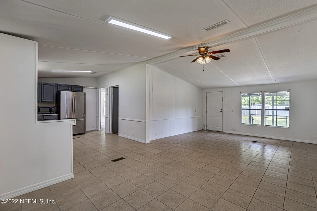 Photo of 65 PEPPERMINT Avenue