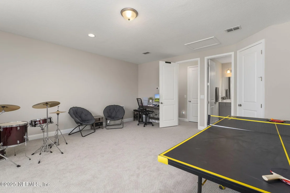 Photo of 264 HOLLY LANDING Way