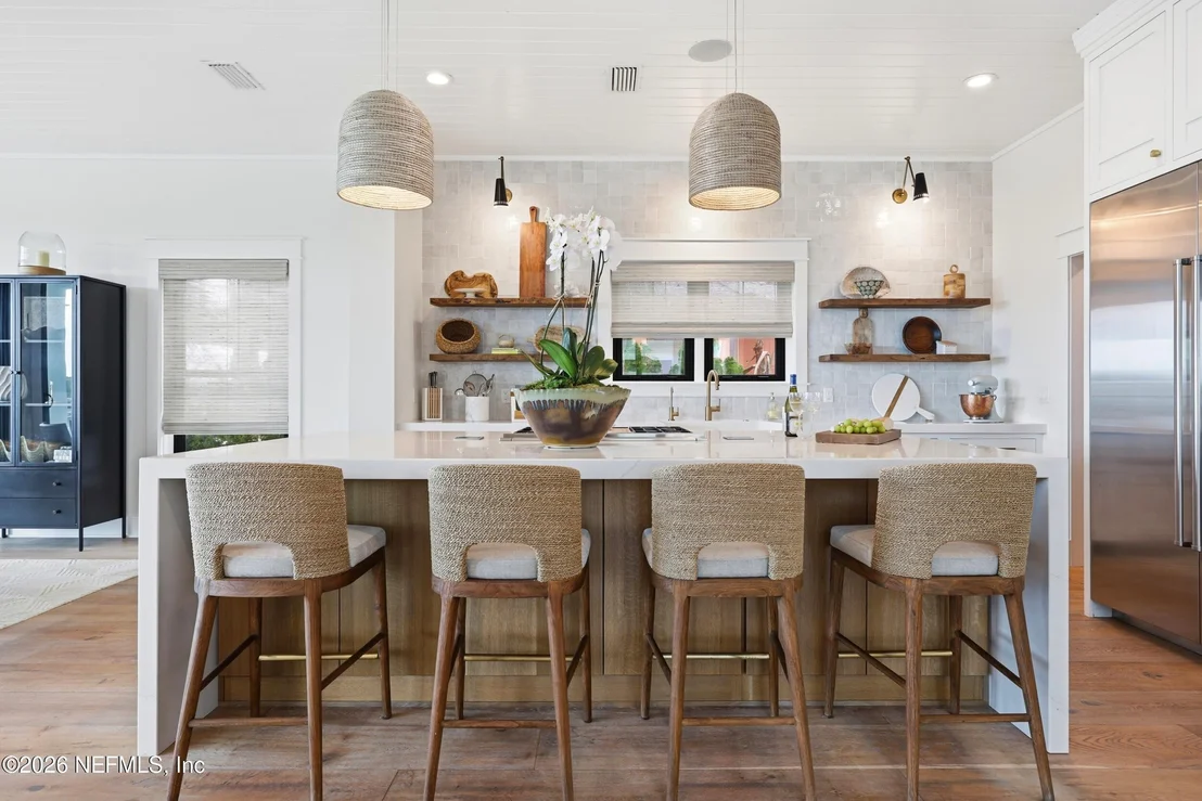 Photo of 688 OCEAN PALM Way