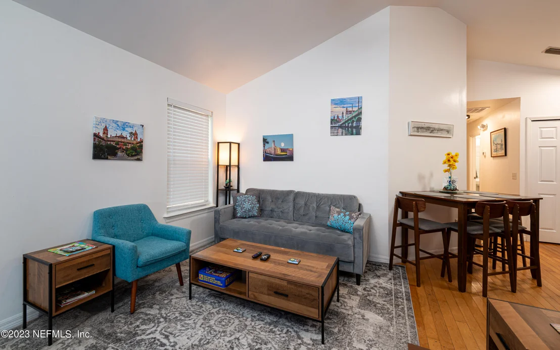Photo of 5 NESBIT Avenue