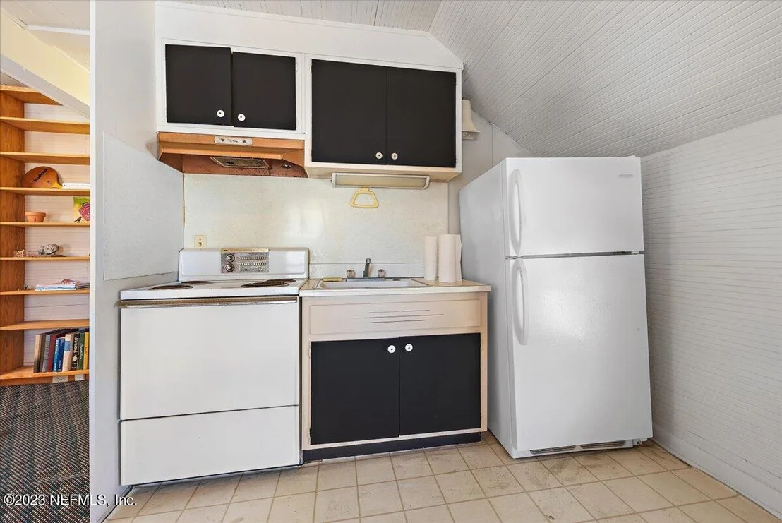 Photo of 44 5TH Street
