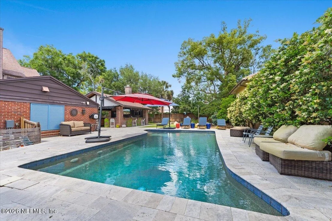 Photo of 3338 RIVERSIDE Avenue