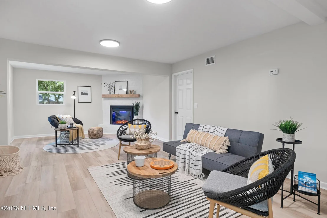 Photo of 14720 COMPASS Drive