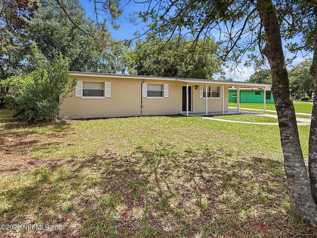 Photo of 5233 DALLEN LEA Drive