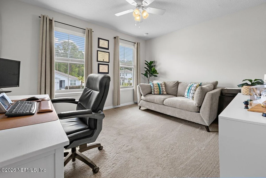 Photo of 174 MYRTLE OAK Court