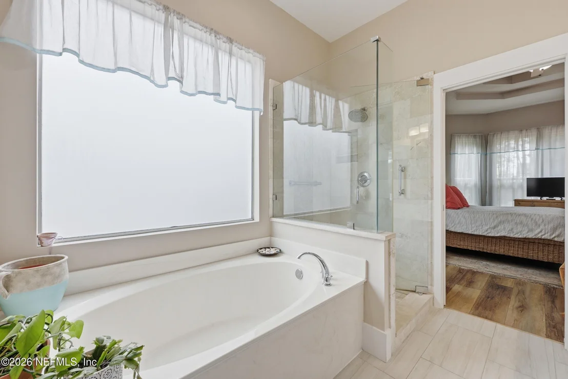 Photo of 521 SUNSET Drive