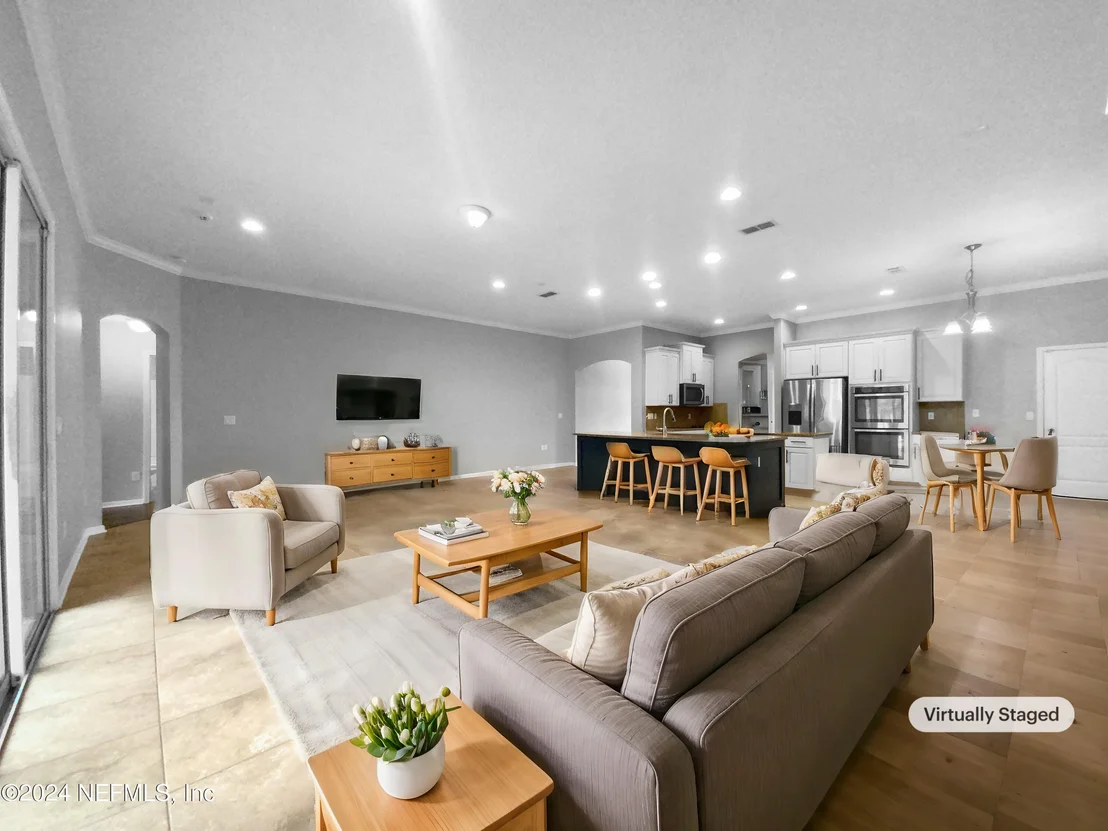 Photo of 334 IRISH ROSE Road