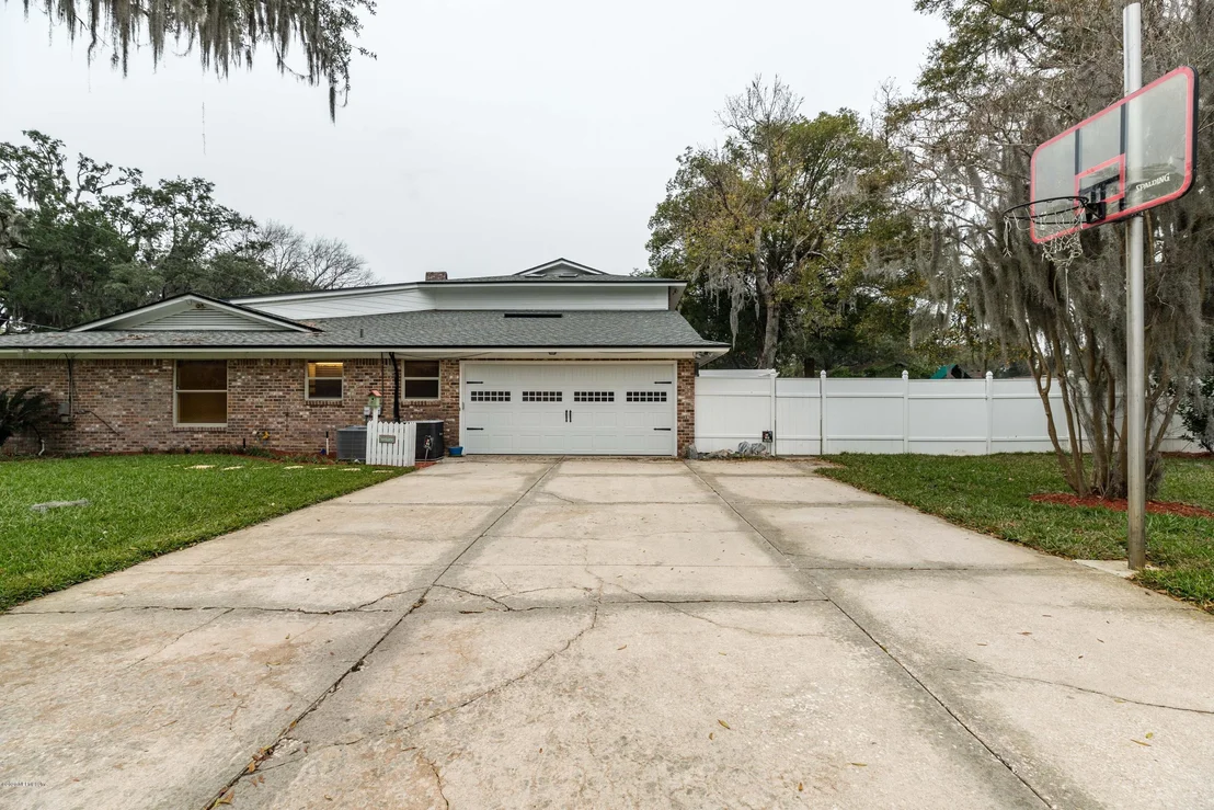 Photo of 409 ORANGE BLUFF Avenue