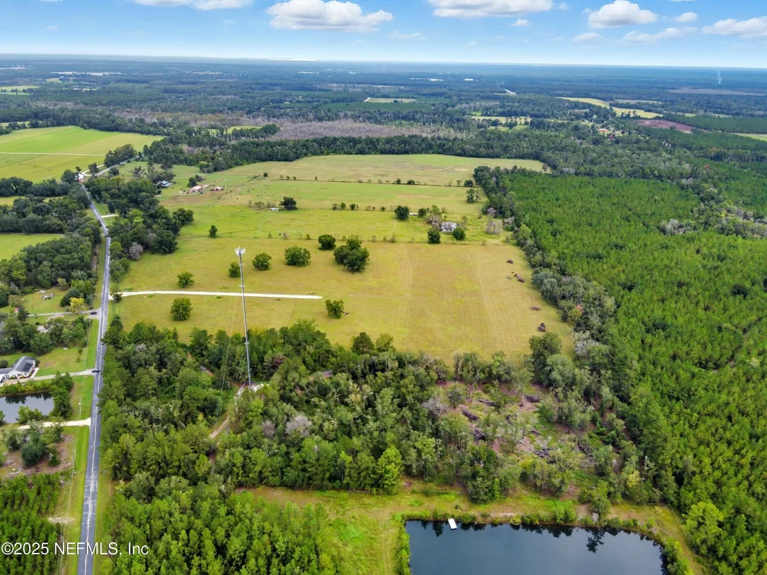 Photo of 11242 HOGAN Road