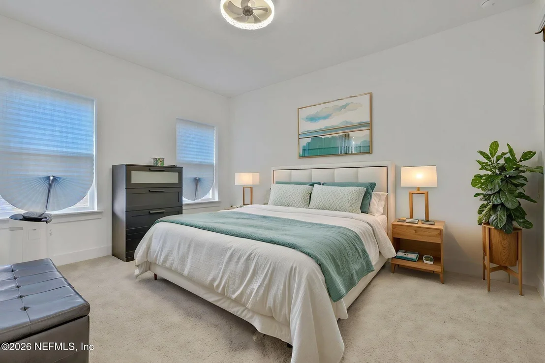 Photo of 446 PALM CREST Drive
