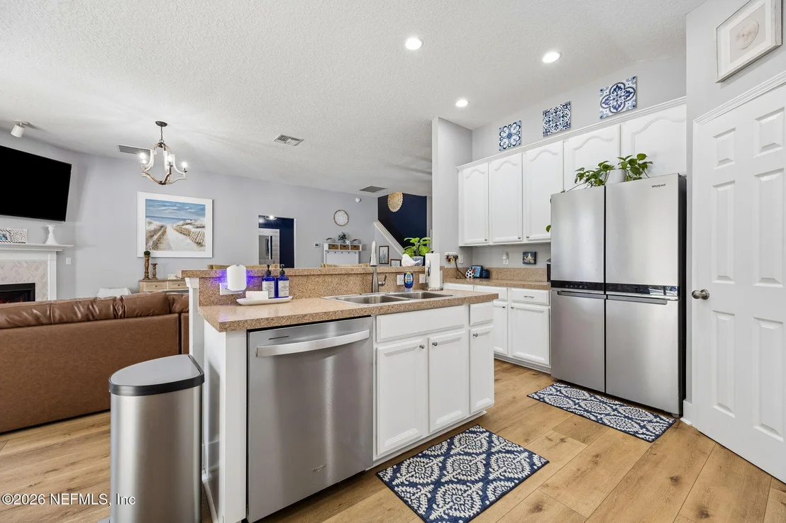 Photo of 757 FLOWERS Street