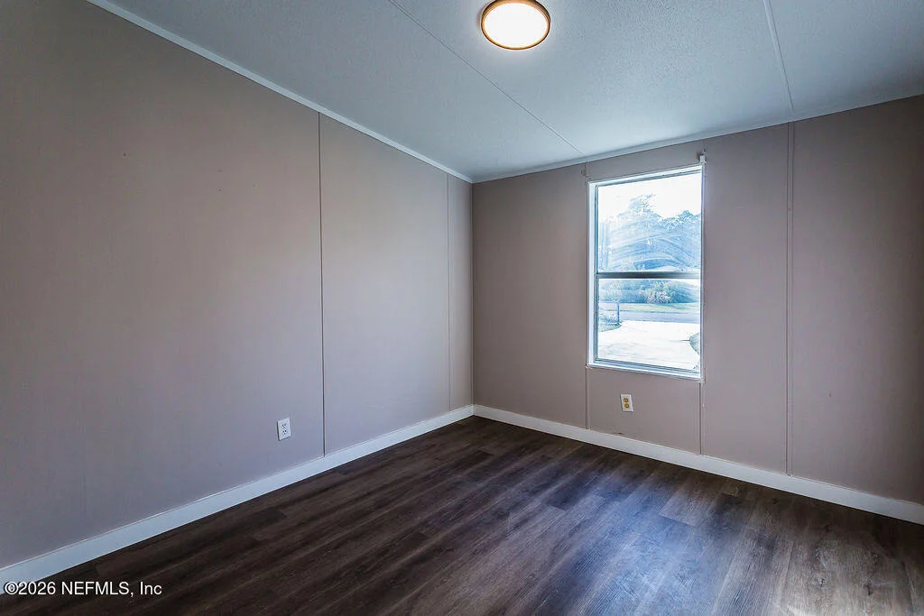 Photo of 10807 BODDENS Road