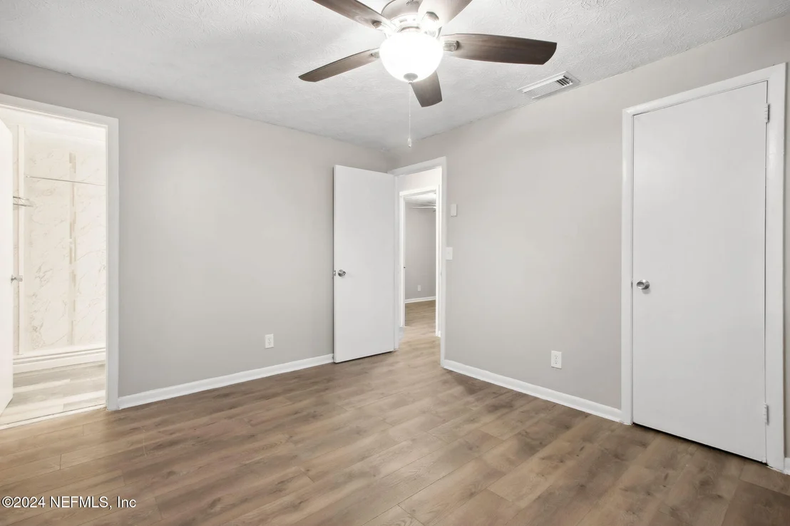 Photo of 11164 KEY HAVEN Boulevard