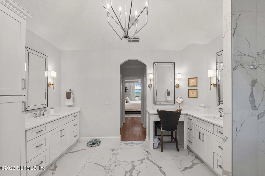 Photo of 401 FIDDLERS POINT Drive