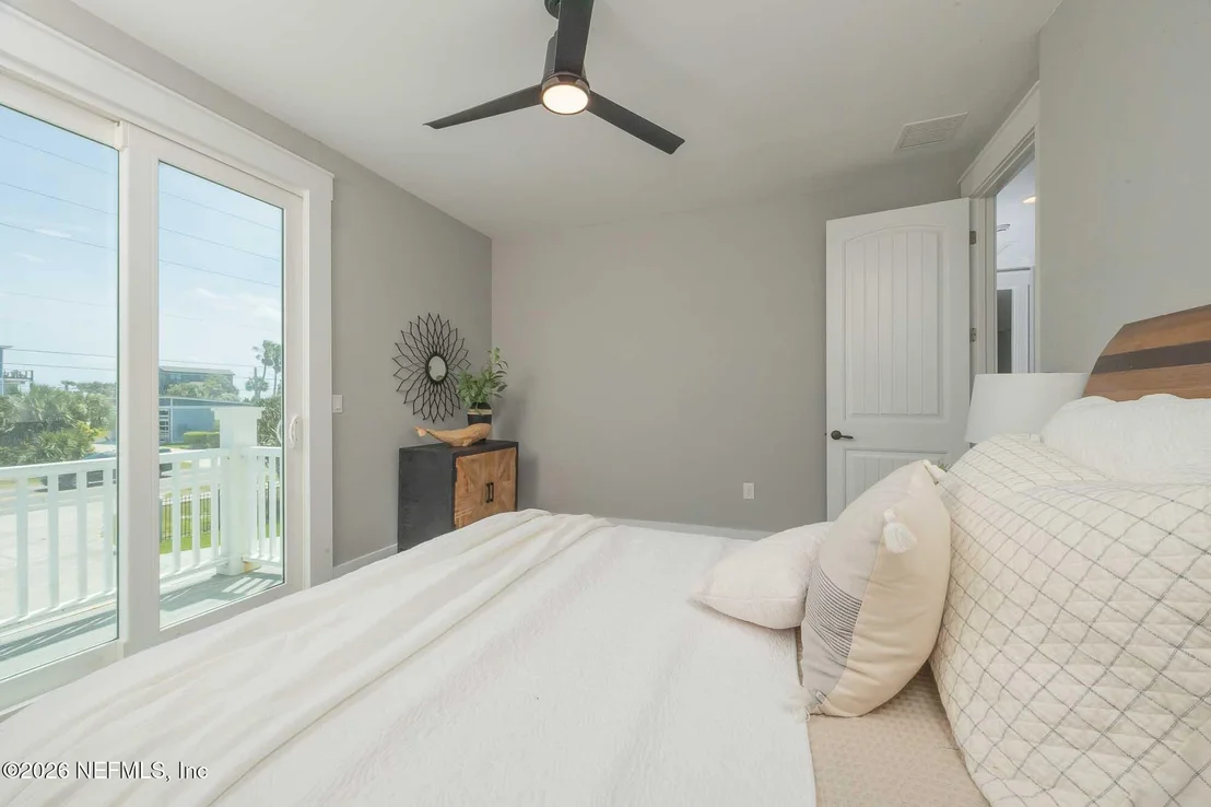Photo of 7111 A1A S