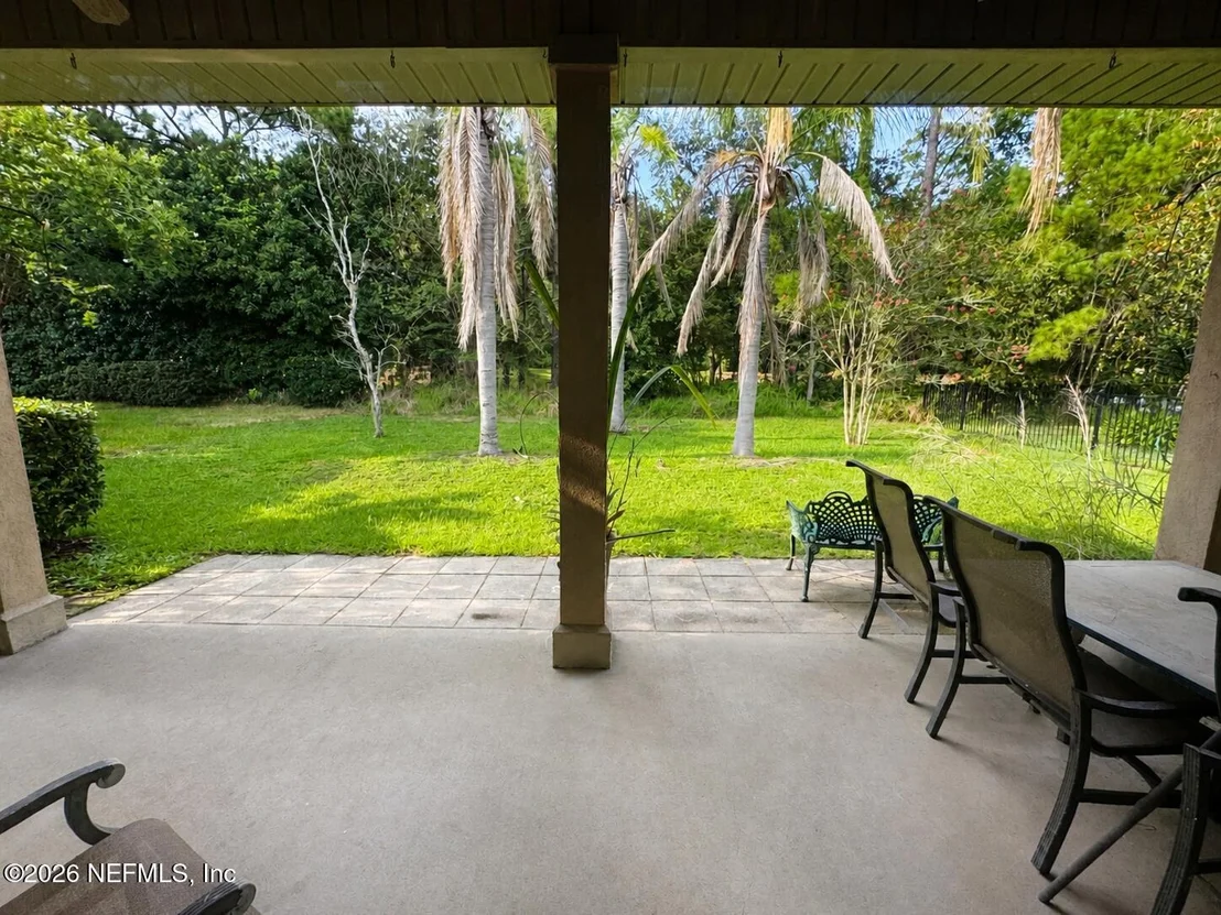 Photo of 1552 BARRINGTON Circle