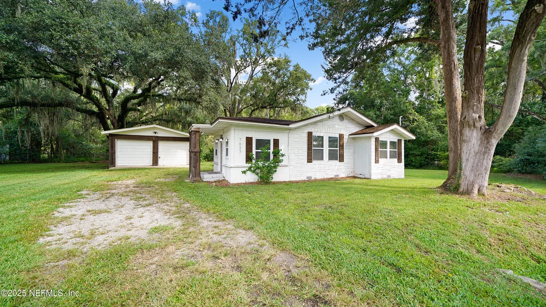 Photo of 7637 HAMMOND Boulevard