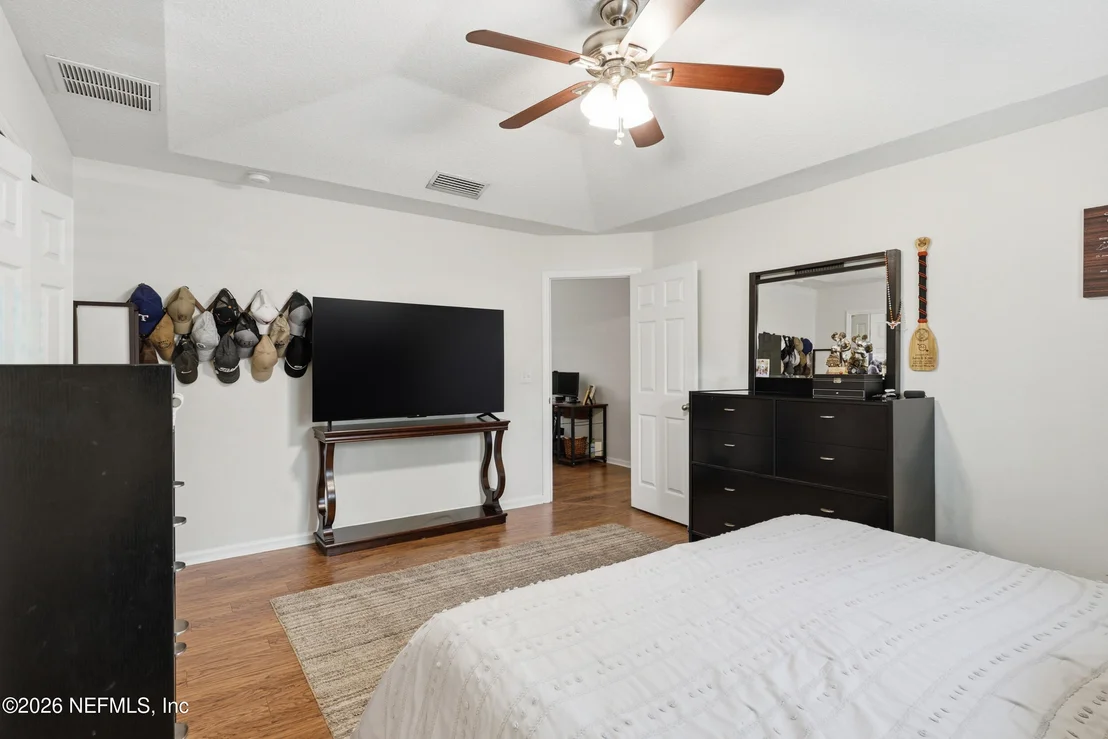 Photo of 9526 BEMBRIDGE MILL Drive