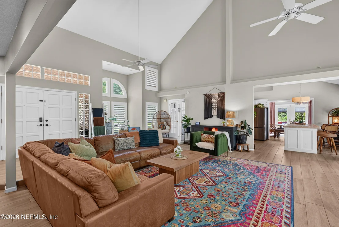 Photo of 3331 VALPARISO Way