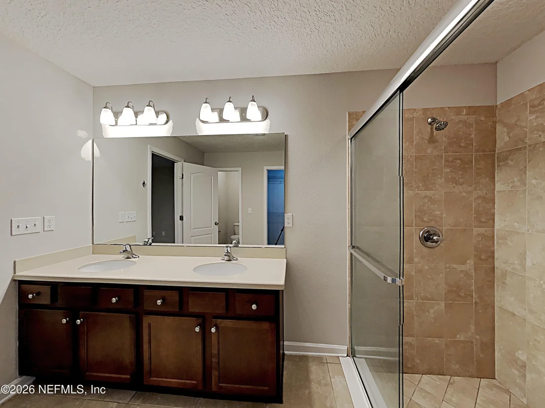 Photo of 13471 DEVAN LEE Drive E