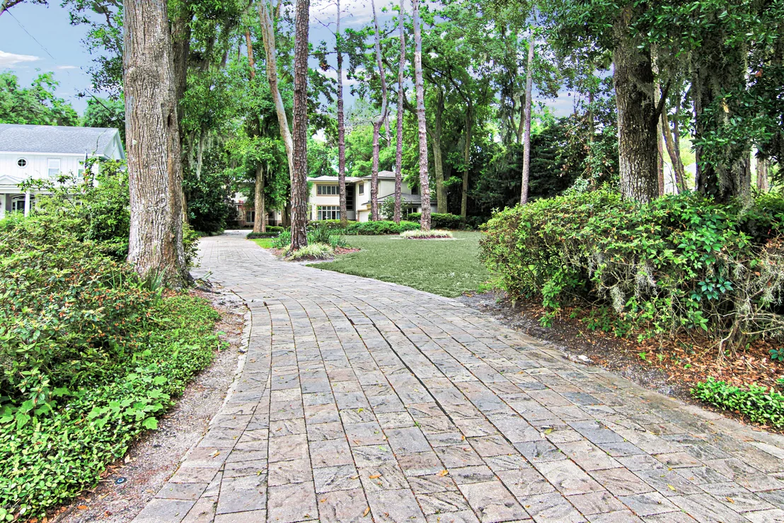 Photo of 3016 FOREST Circle
