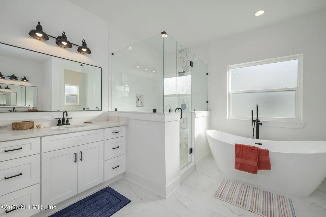 Photo of 40 MAGNOLIA Avenue