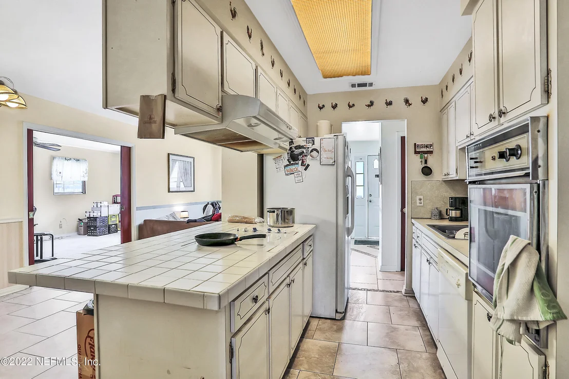 Photo of 7739 PINNACLE Drive