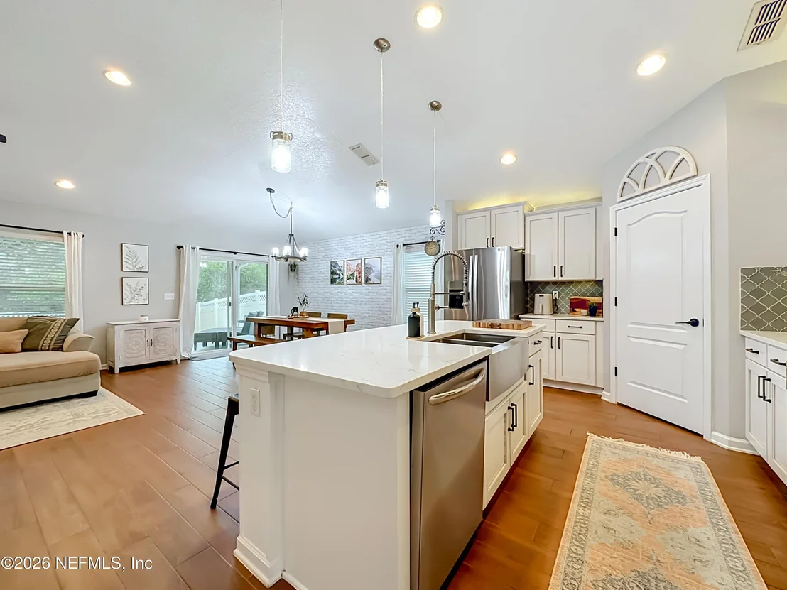 Photo of 190 LOCHNAGAR MOUNTAIN Drive