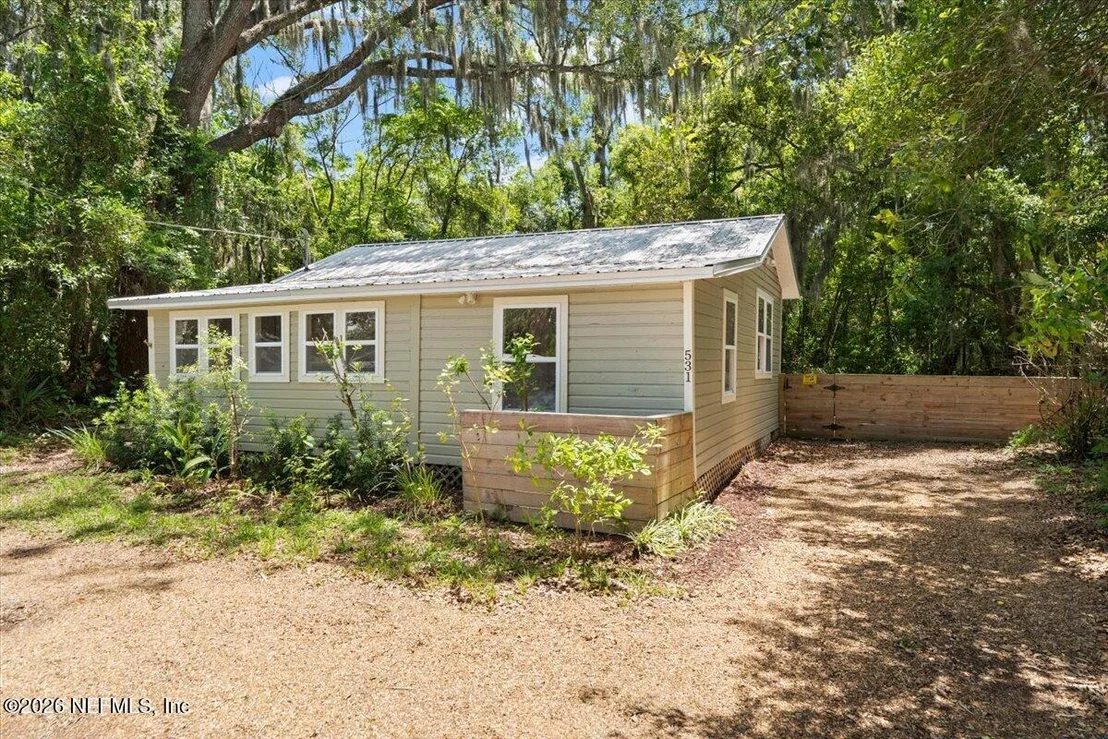 Photo of 531 LENA Street