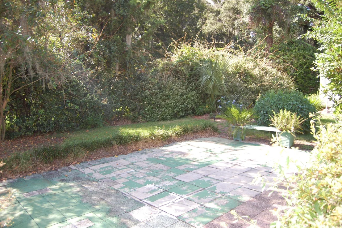 Photo of 2810 Robinette Drive