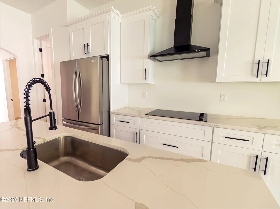 Photo of 424 PAISLEY Place