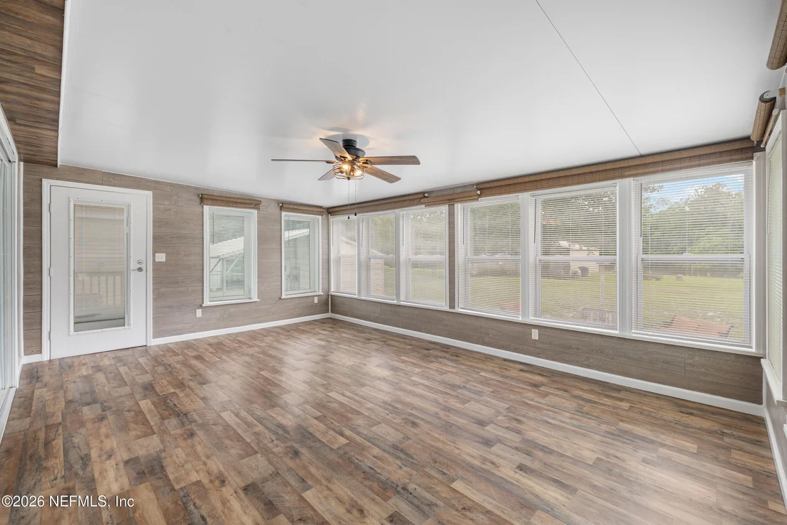 Photo of 1244 JONES Road