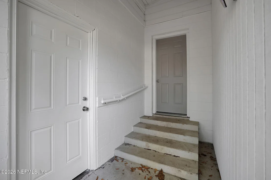 Photo of 2305 JAYSON Avenue