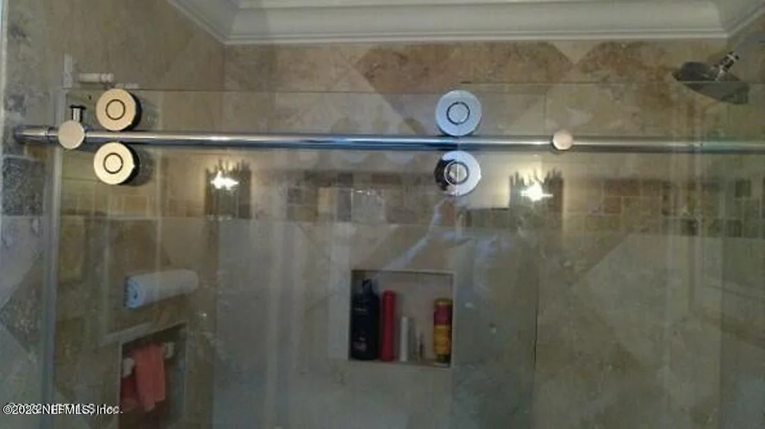 Photo of 6113 RAINTREE Road