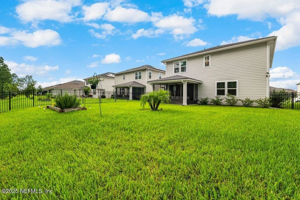 Photo of 1903 AMBERLY Drive