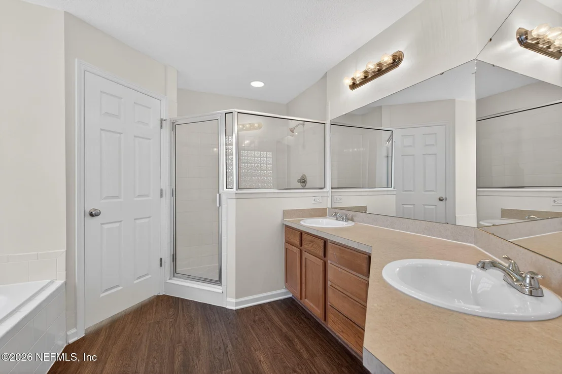 Photo of 304 N HIDDEN TREE Drive