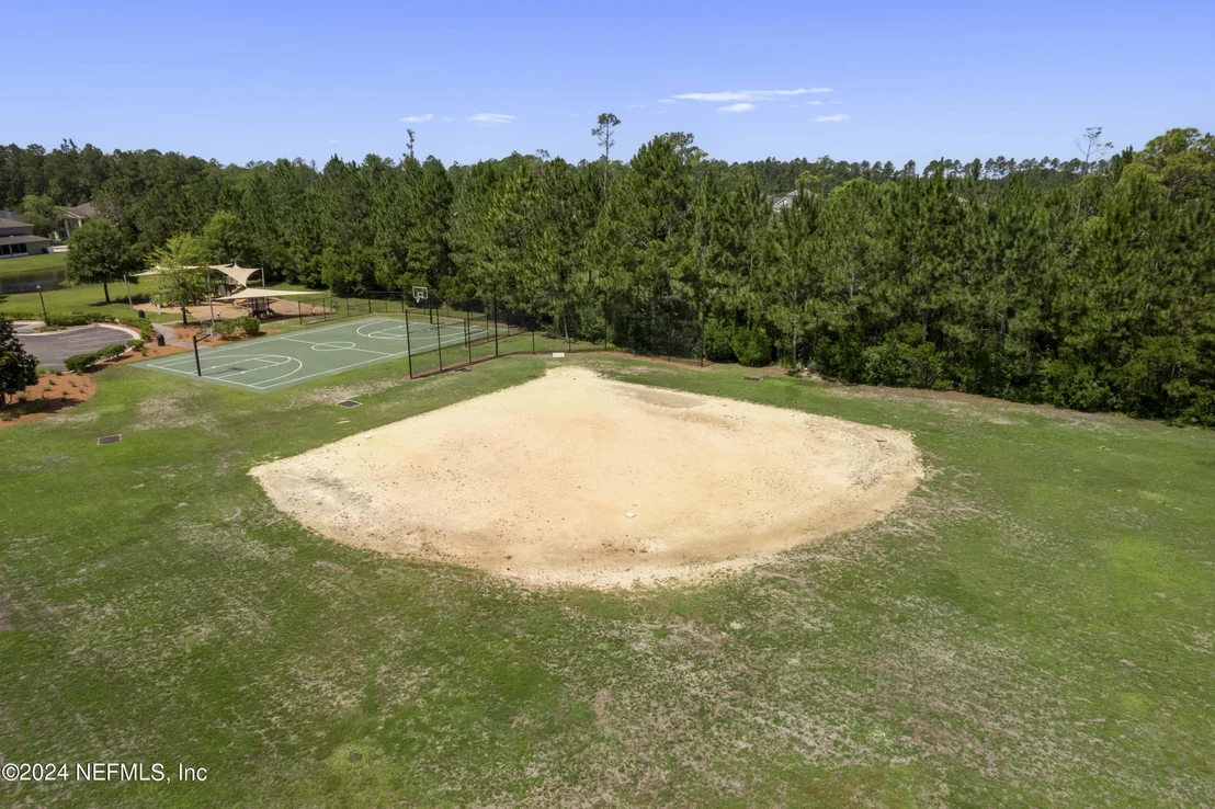 Photo of 65985 EDGEWATER Drive
