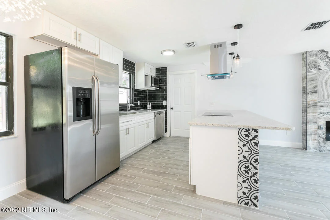 Photo of 2576 SPRING LAKE Road