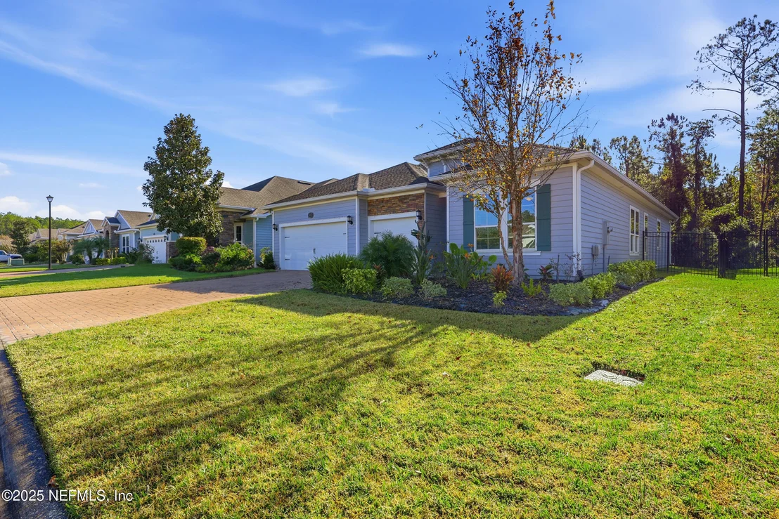 Photo of 105 CROWN COLONY Road