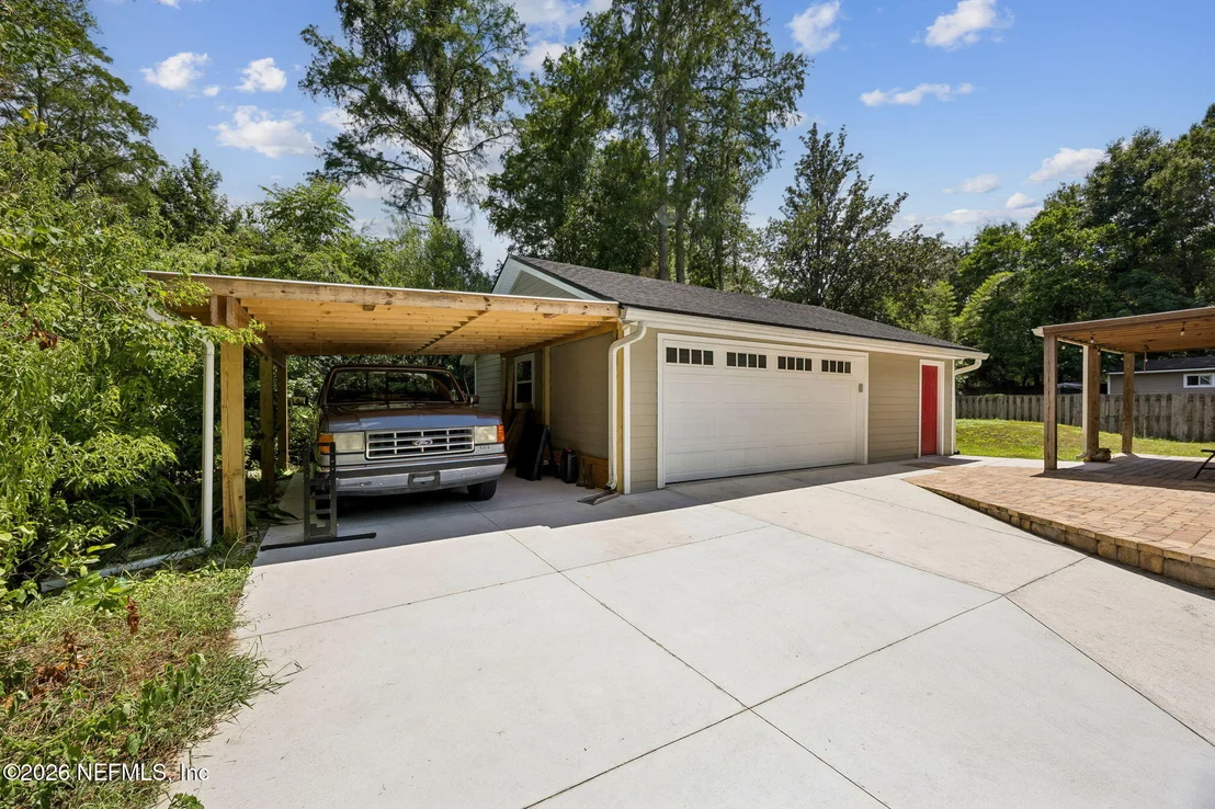 Photo of 9922 BRADLEY Road