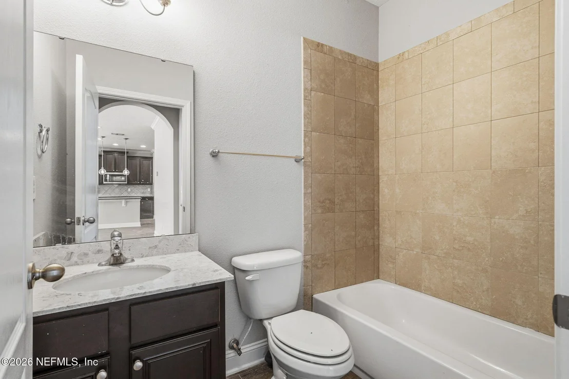 Photo of 4994 BALLASTONE Drive