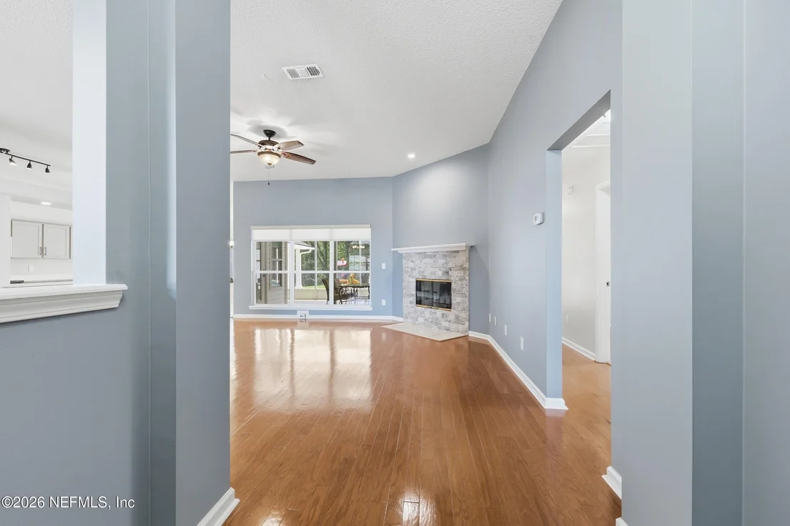 Photo of 3115 FIELDCREST Drive