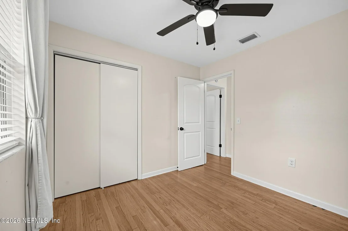 Photo of 450370 STATE ROAD 200