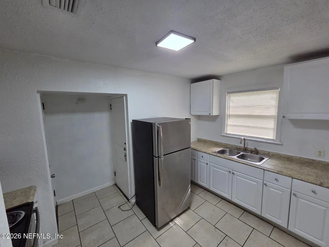 Photo of 7909 WAINWRIGHT Drive