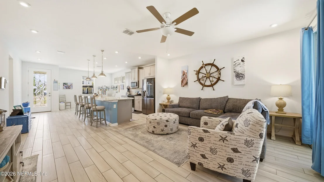 Photo of 624 PALMETTO Place